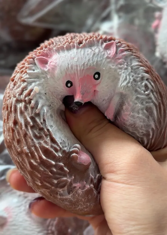 Hedgehog Stress Ball Squishy Stress Relief Decompression Toy — photo 2