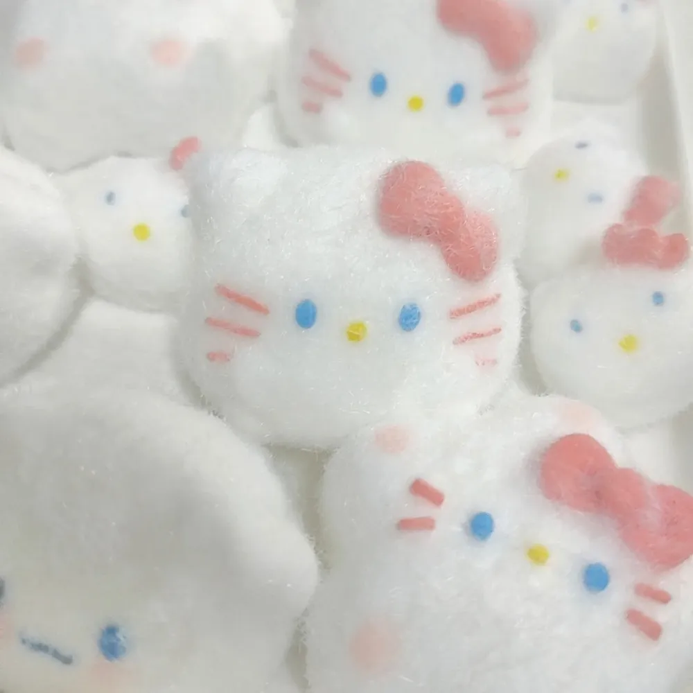 Kitty Face Collection Keychain Squishy Stress Relief Decompression Toy — photo 2