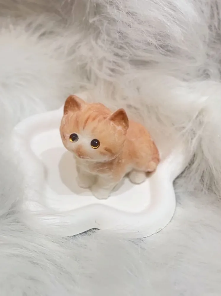 Kitty Squishy Stress Relief Decompression Toy w/ Flocking — photo 2
