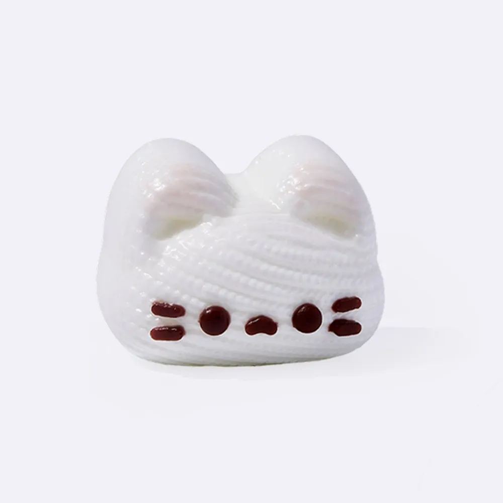 Knitted Mini Kitten