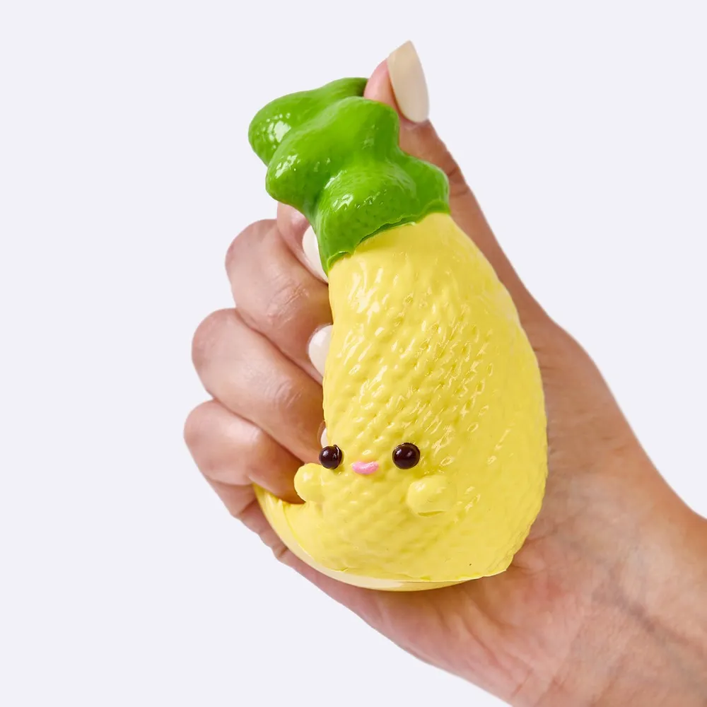 Knitted Pineapple Taba Squishy — photo 3