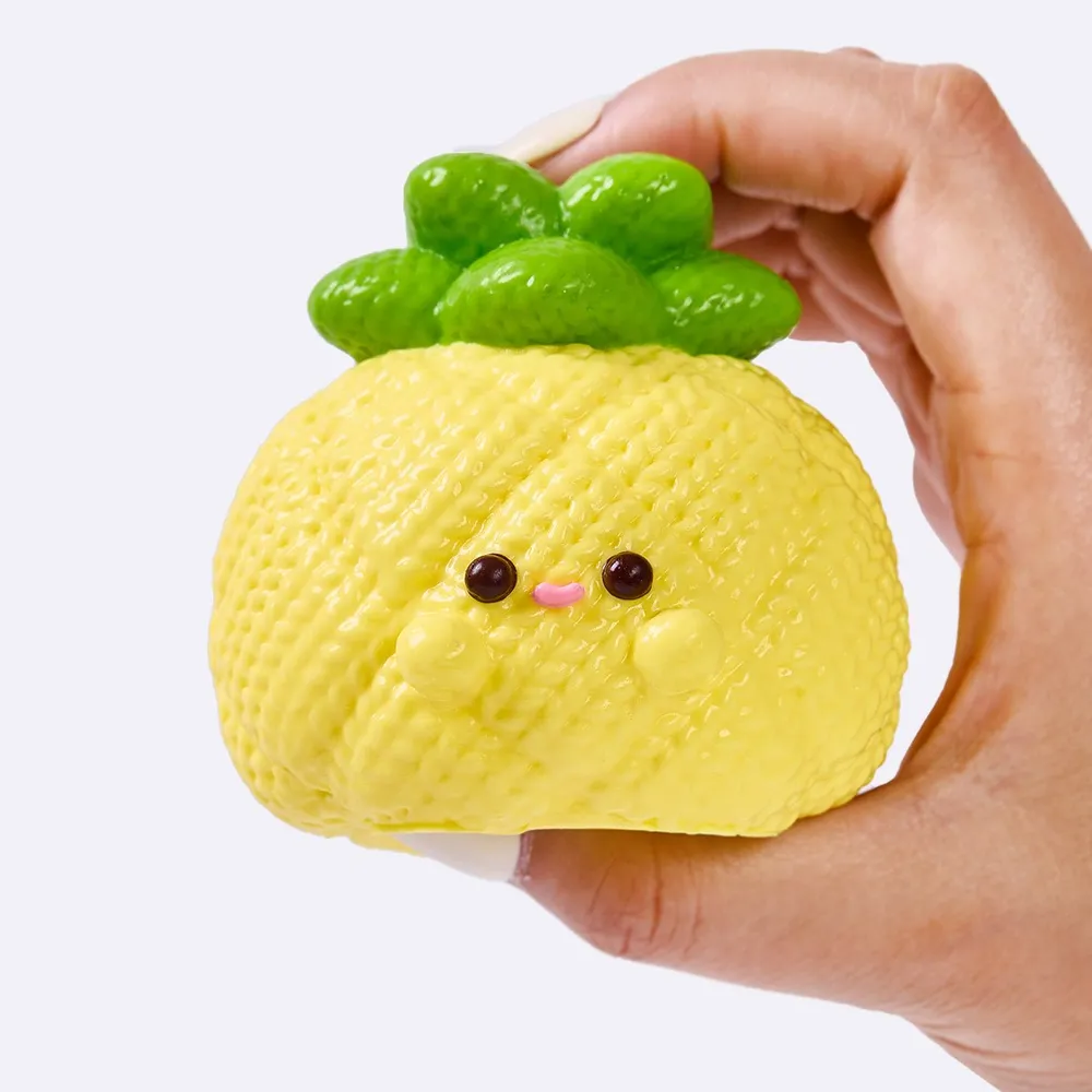 Knitted Pineapple Taba Squishy — photo 4
