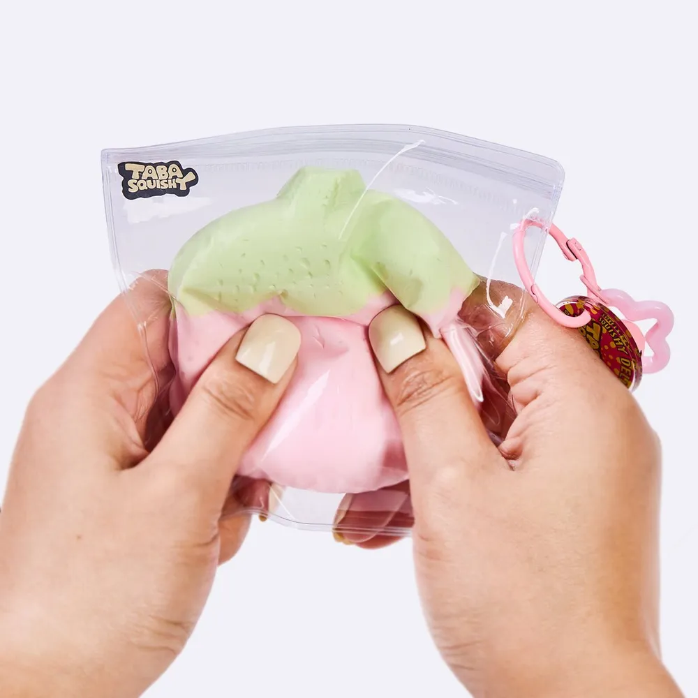 Knitted Pink Strawberry Taba Squishy — photo 5