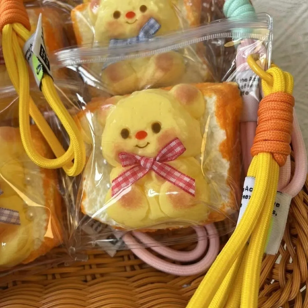 Little Bear Toast Squishy Stress Relief Decompression Toy w/o Flocking — photo 3