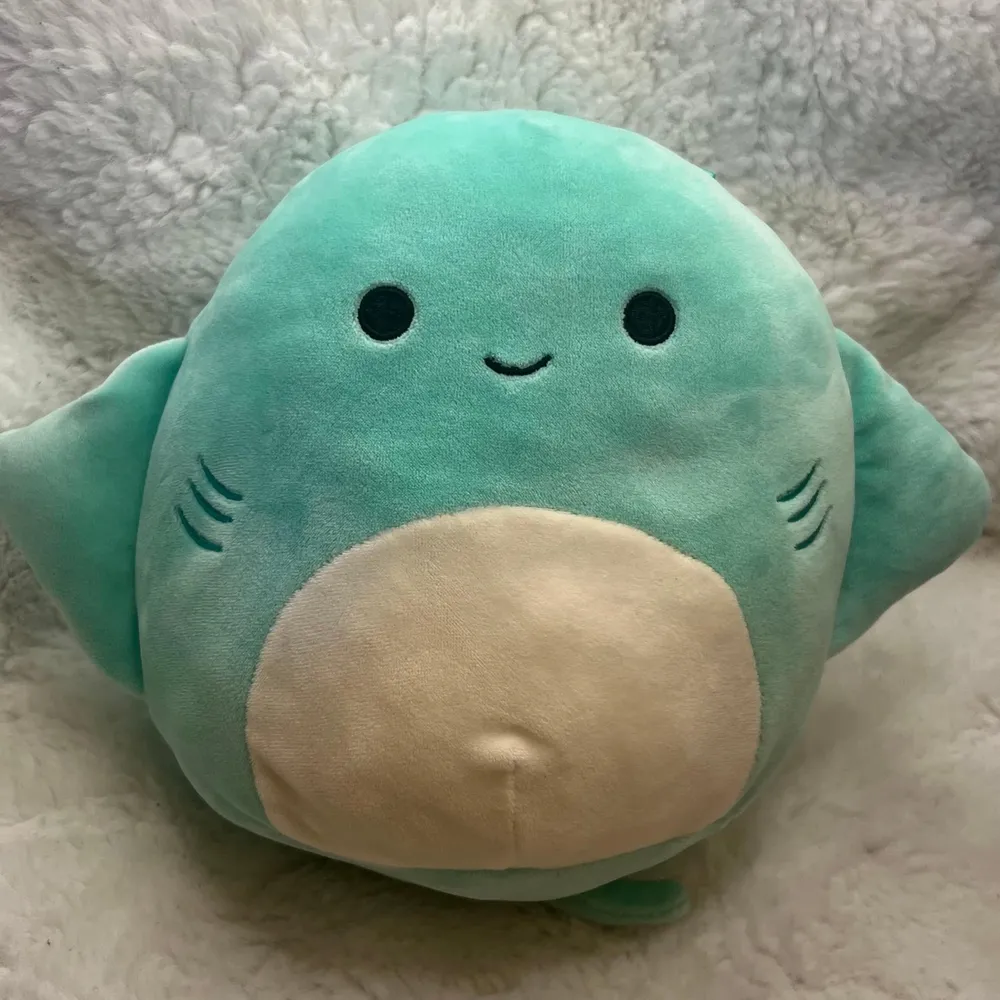 Maggie the Stingray 8" Plush