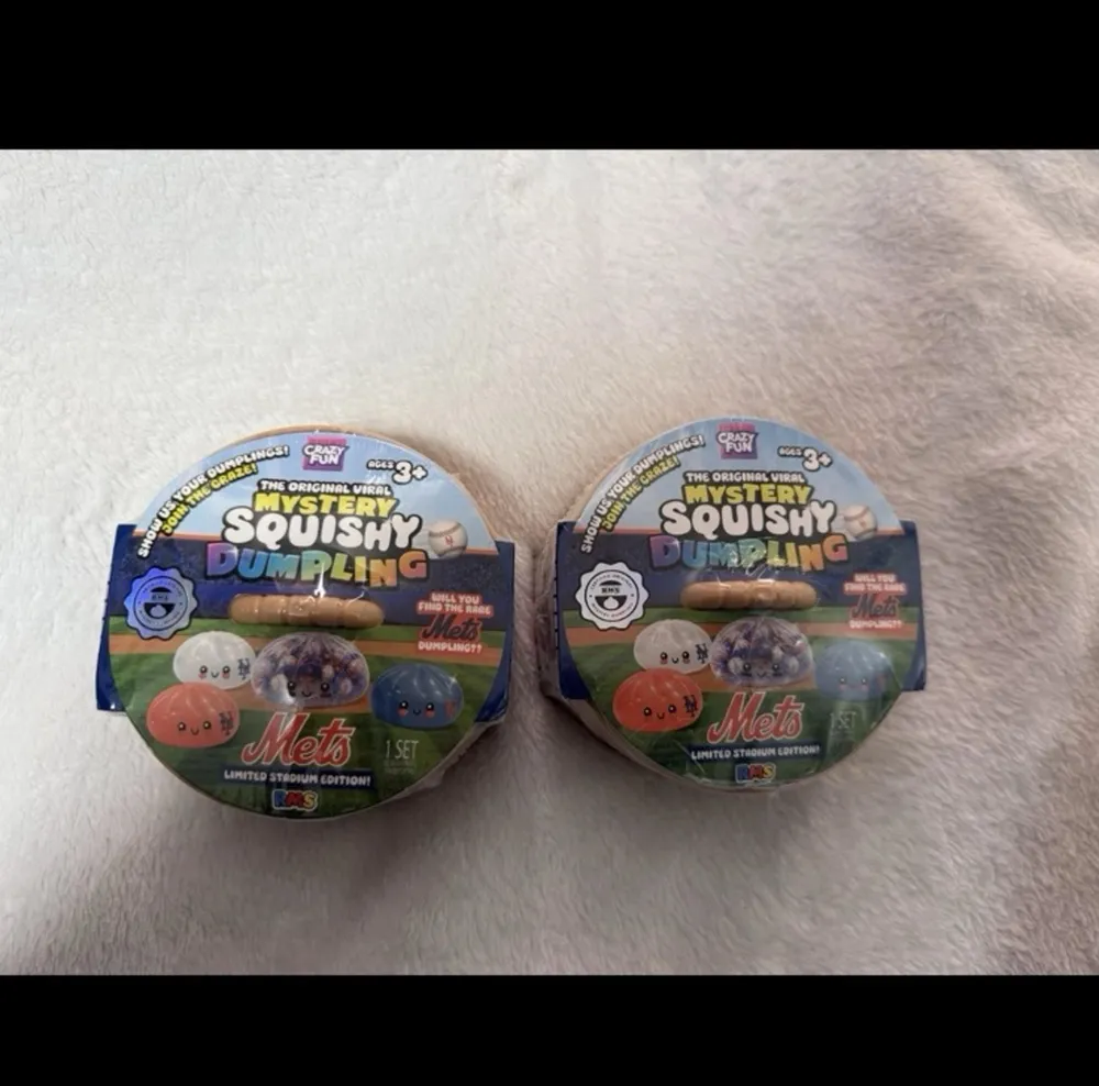 Mets Mystery Squishy Dumpling