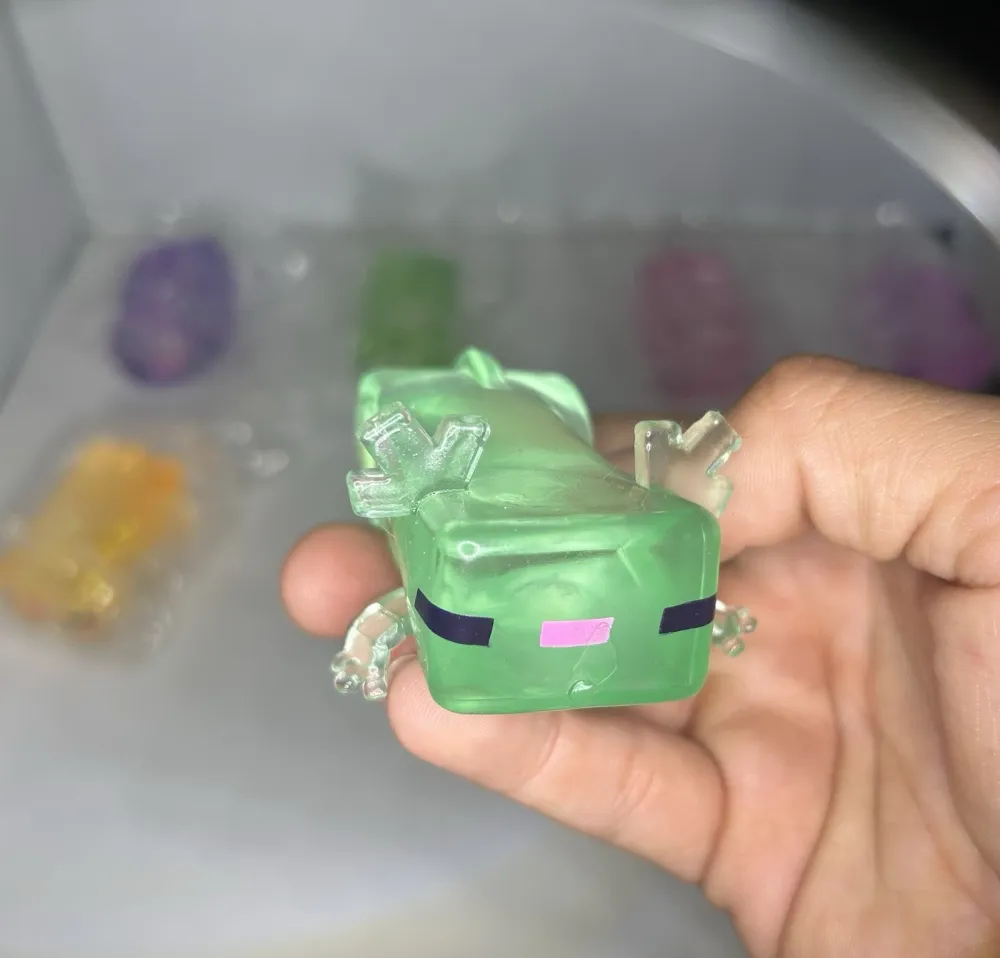 Minecraft Axolotl Squishy — photo 3