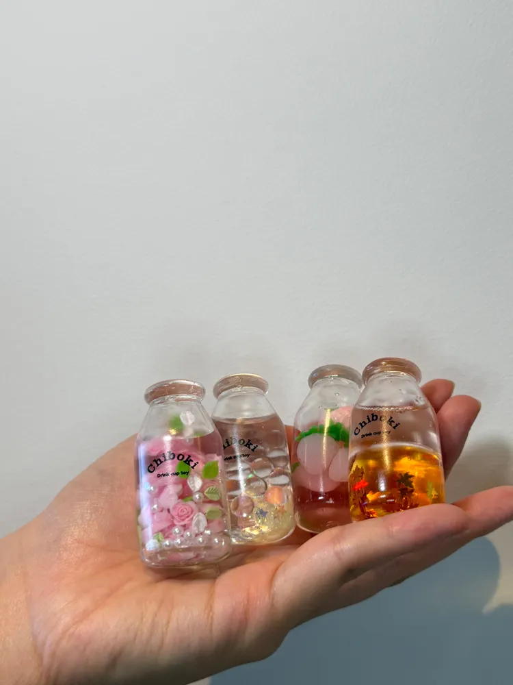 Mini Squishy Bottle KeyChain Sensory Bottle Fidget Toy — photo 3