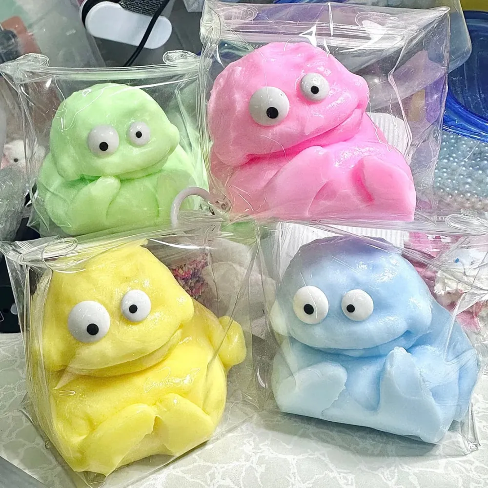 Mud Frog Squishy Stress Relief Decompression Toy w/o Flocking — photo 4