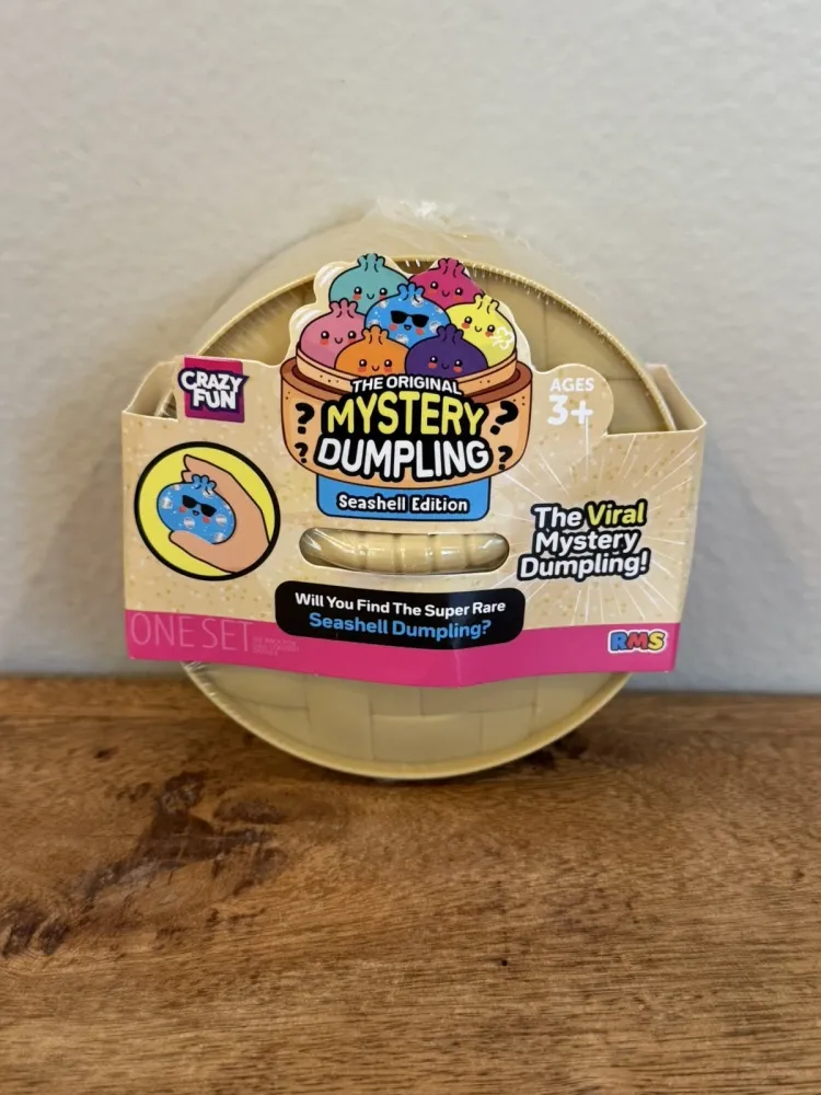 Mystery Dumpling Stuffed Bun Edition Squishy — photo 2