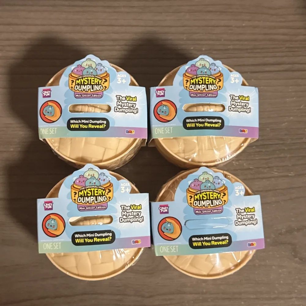 Mystery Dumpling Mini Glitter Squishy