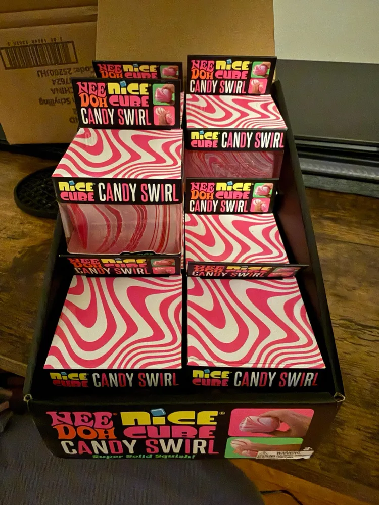 Nee-Doh Nice Cube Candy Swirl Red White Christmas