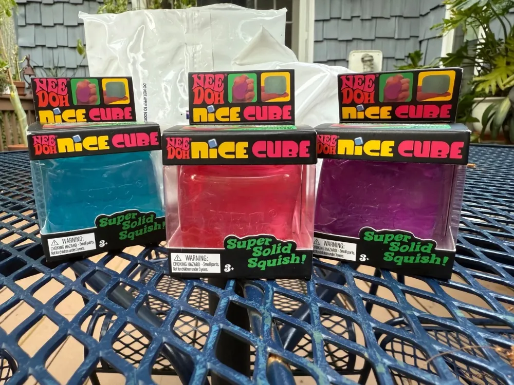 Nee-Doh Nice Ice Cube Mini