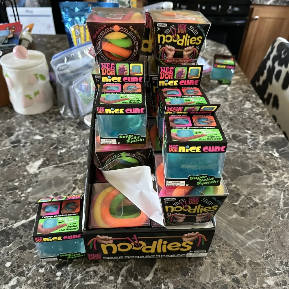 Nee-Doh Noodlies & Nice Cubes Lot