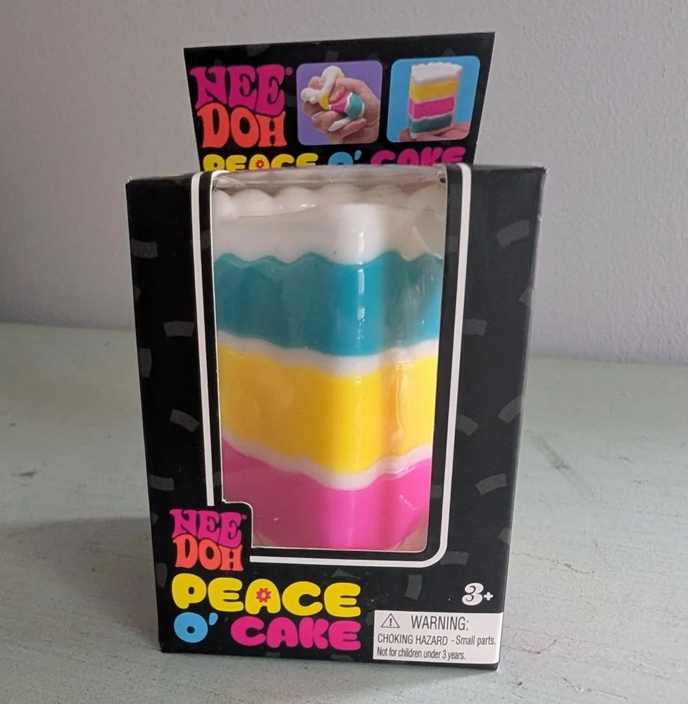 Nee-Doh Peace O Cake Slice Squishy