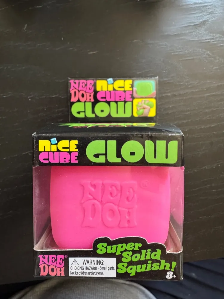 NeeDoh Nice Cube Glitter and Glow Squishy Fidget Toy Pink — photo 4
