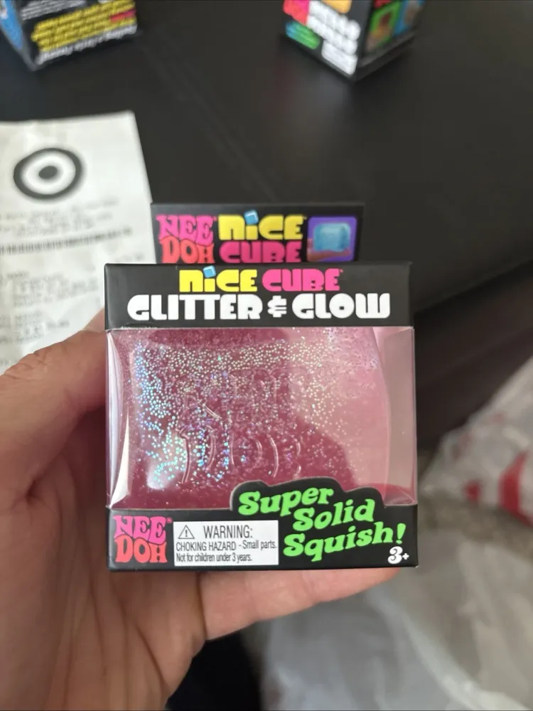 NeeDoh Nice Cube Glow Squishy Fidget Toy Pink — photo 2
