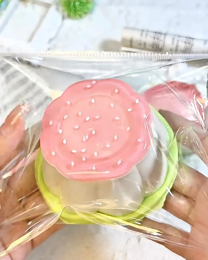 Peach Pudding Squishy Stress Relief Decompression Toy — photo 2