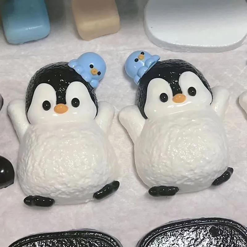 Penguin Mold Silicone Squishy Mold — photo 3