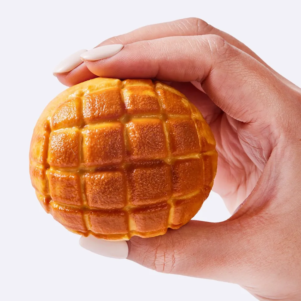 Pineapple Bun — photo 3