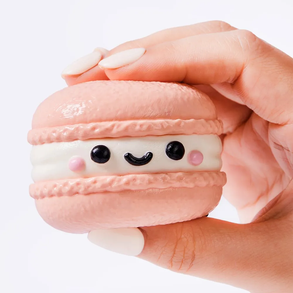 Pink Macaron — photo 3