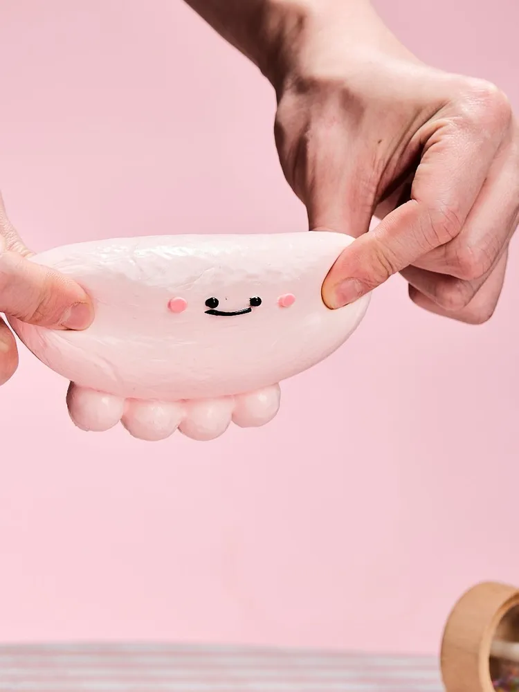 Pink Octopus Taba Squishy — photo 2
