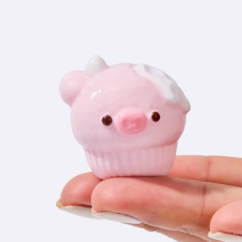 Pink Pig Cupcake — photo 4