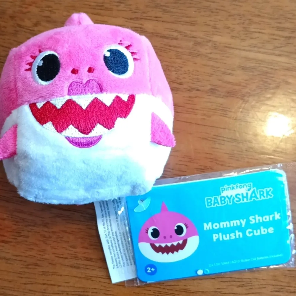 Pink Shark Cube Taba Squishy — photo 5
