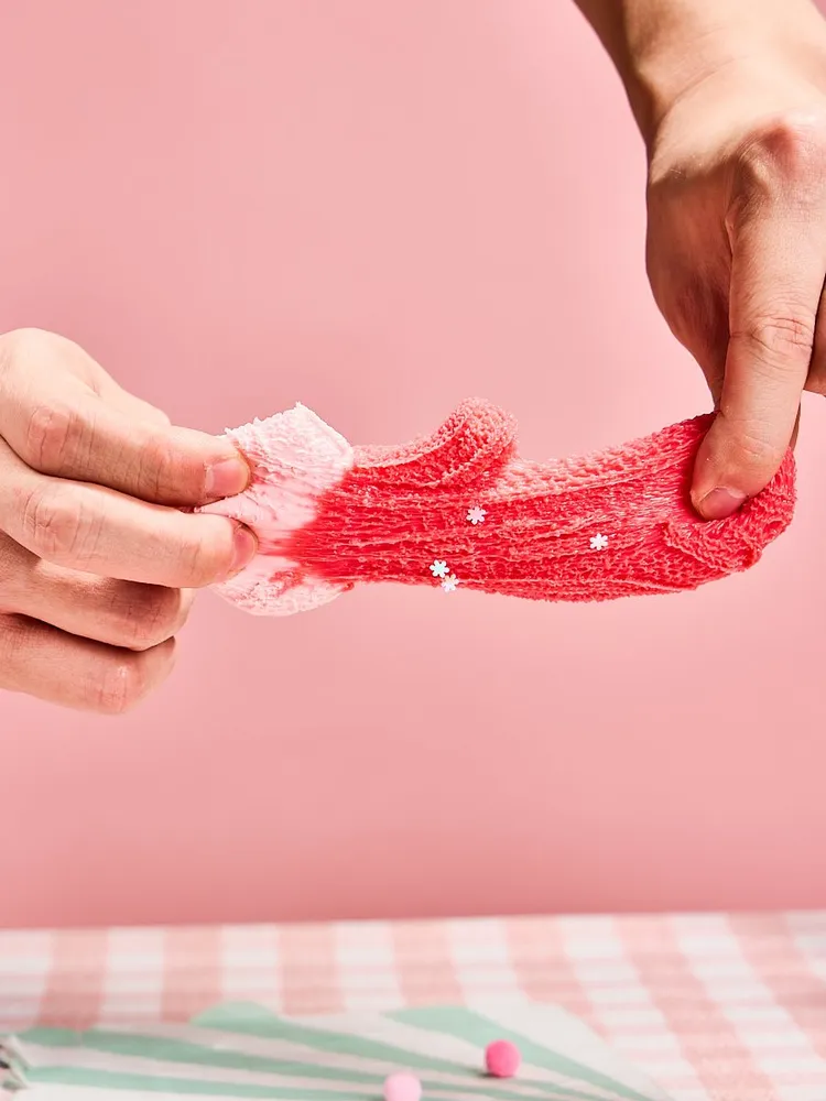 Pink Woolen Glove Taba Squishy — photo 2
