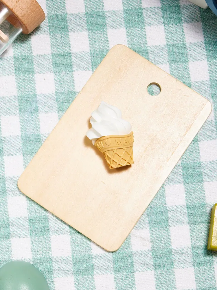 Plain Ice Cream Taba Squishy — photo 6
