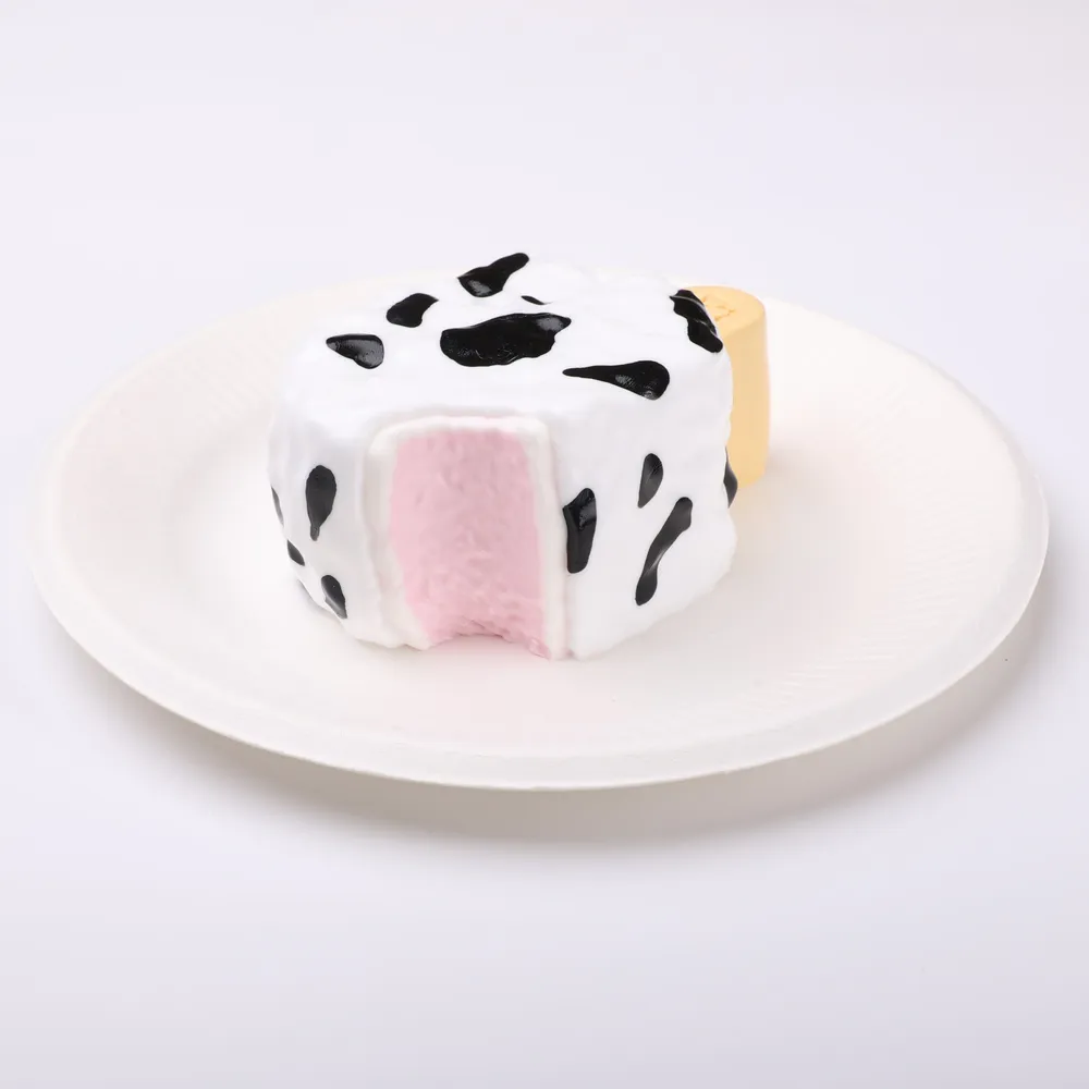 【Presale】【CT277】Strawberry Milk Ice Pop Squishy Toy — photo 3