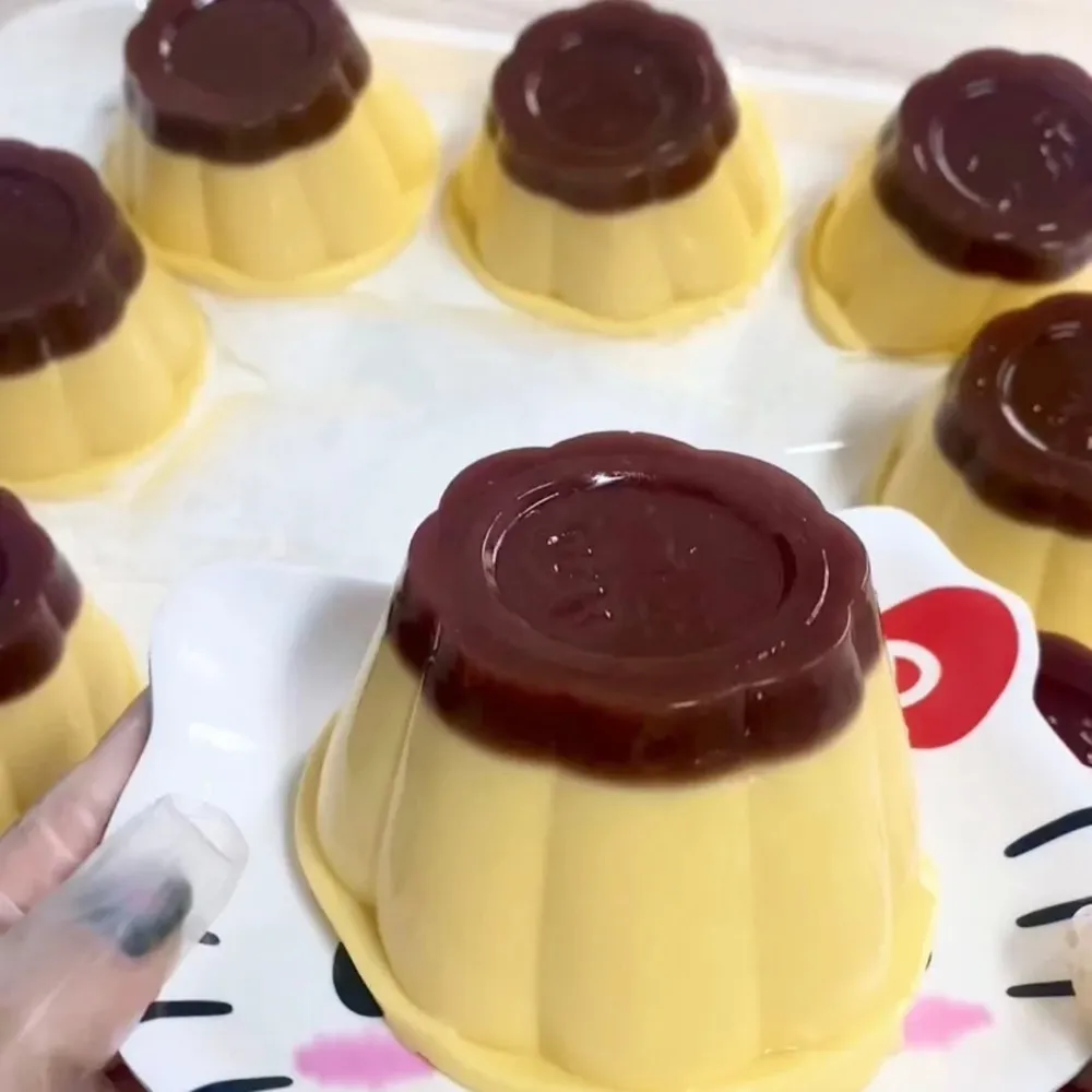 Pudding Squishy Stress Relief Decompression Toy — photo 2