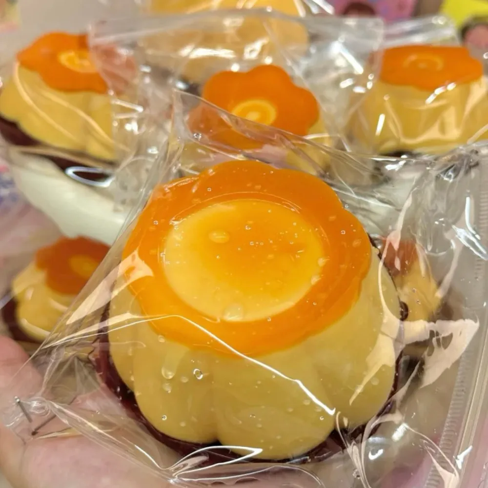 Pudding Squishy Stress Relief Decompression Toy — photo 3