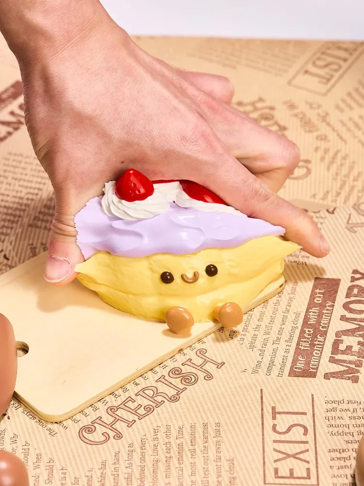Purple Strawberry Tart Cake Taba Squishy — photo 6