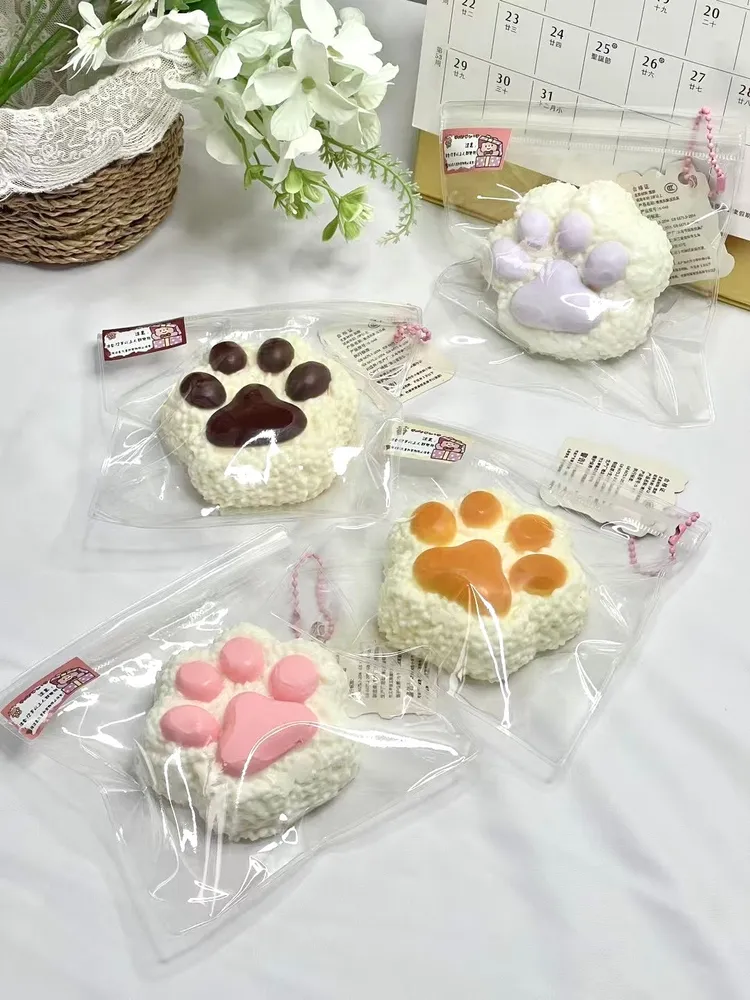 Rice Paw Squishy Stress Relief Decompression Toy