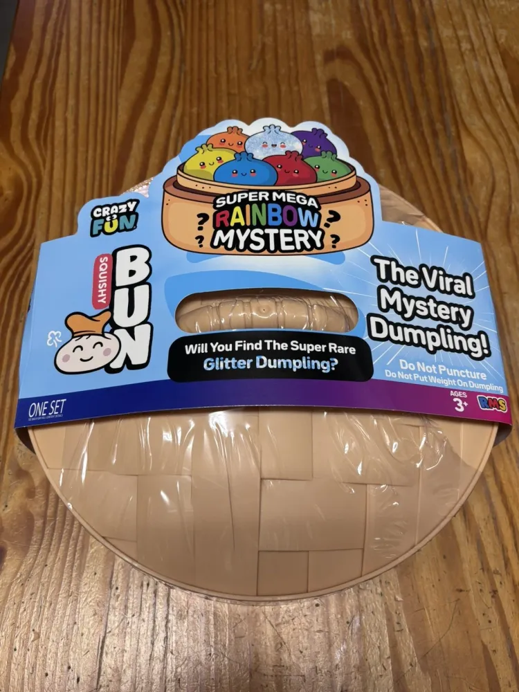 Mystery Squishy Dumpling - Super Mega Jumbo Rainbow Glitter