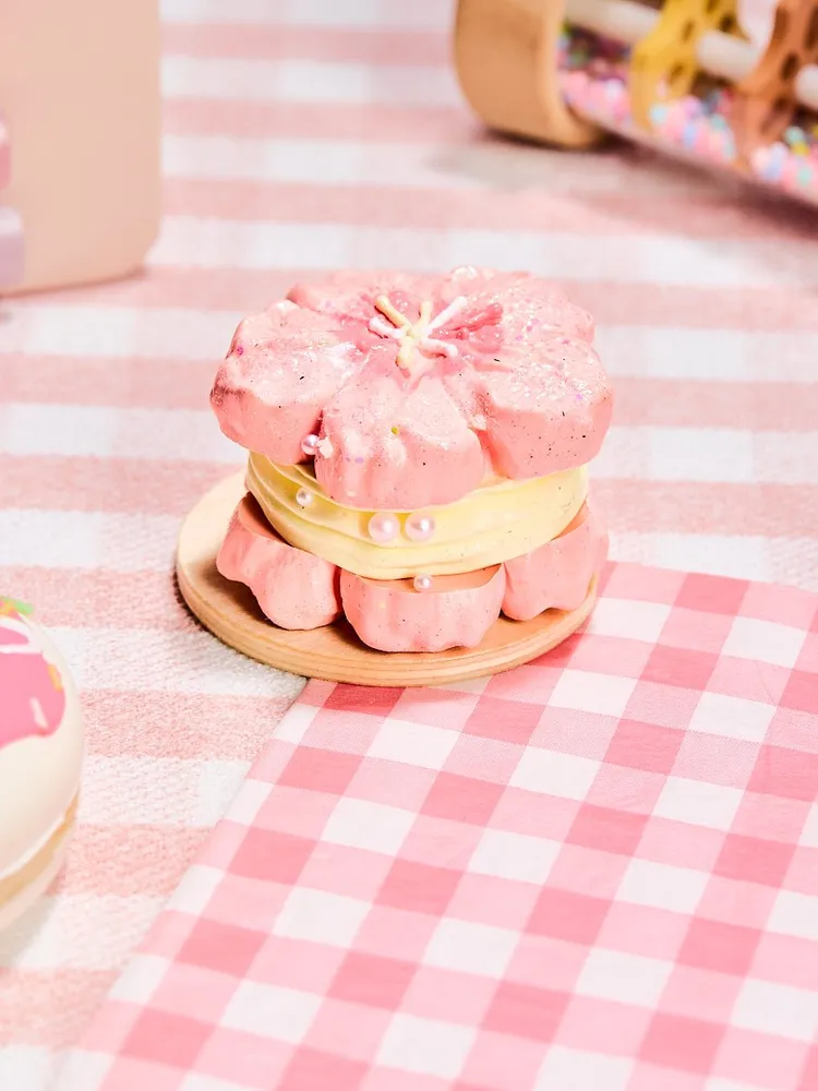 Sakura Sandwich Cookie Taba Squishy — photo 6