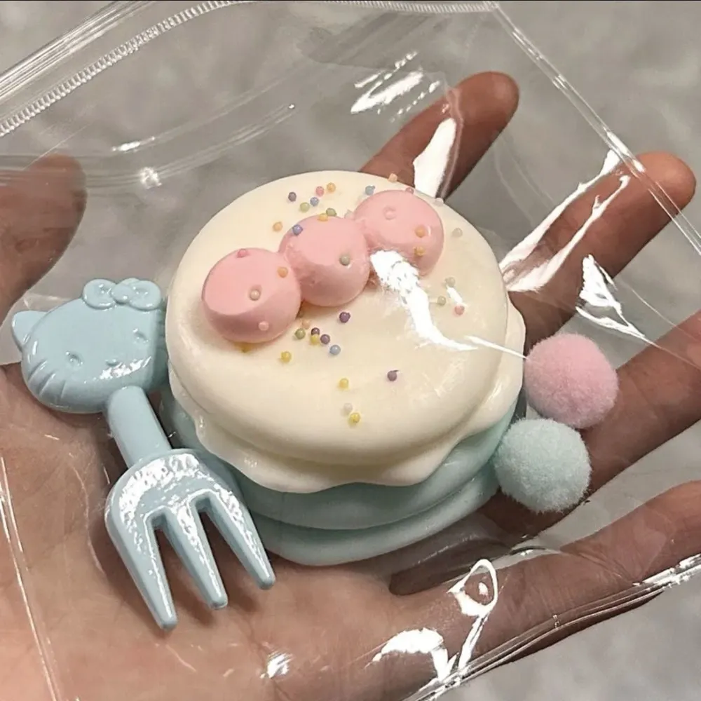 Shuflé Squishy Stress Relief Decompression Toy w/o Flocking — photo 2