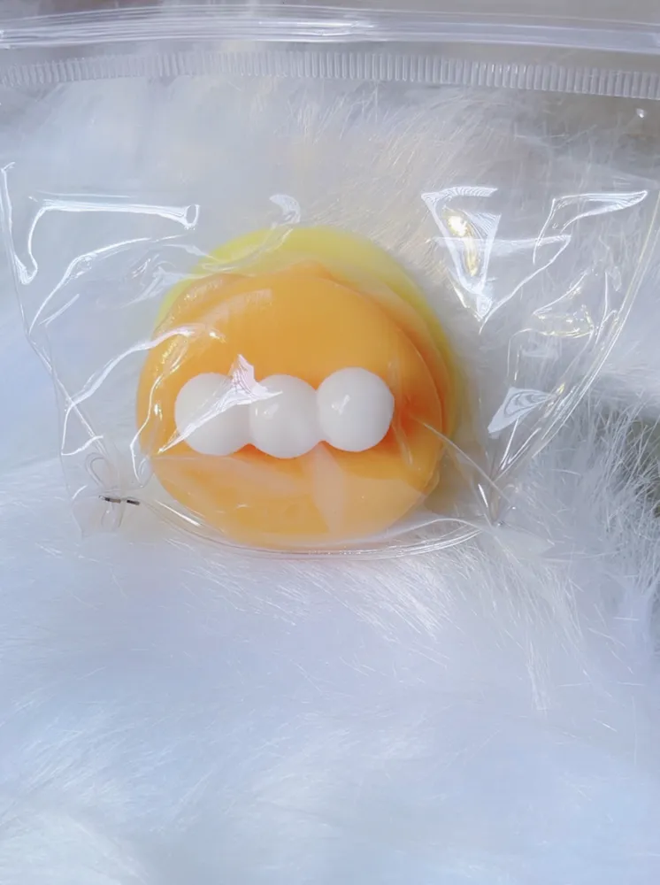 Shuflé Squishy Stress Relief Decompression Toy w/o Flocking — photo 2