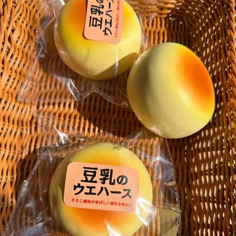 Slow Rising Squishy Bread Stress Relief Decompression Toy — photo 3