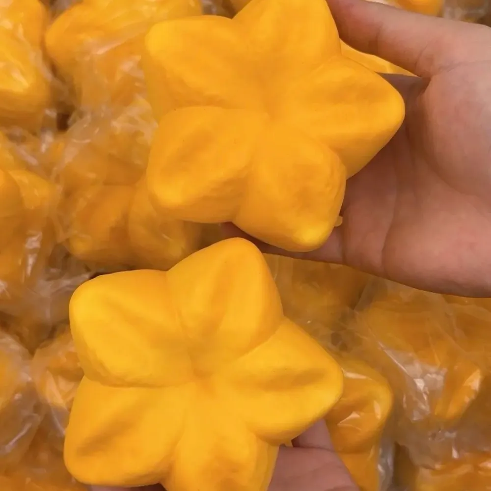 Slow Rising Squishy Stress Relief Decompression Toy — photo 3