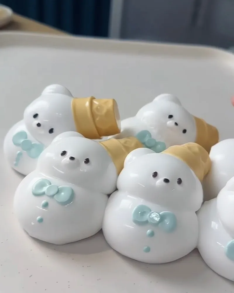 Snow Bear Squishy Stress Relief Decompression Toy — photo 2