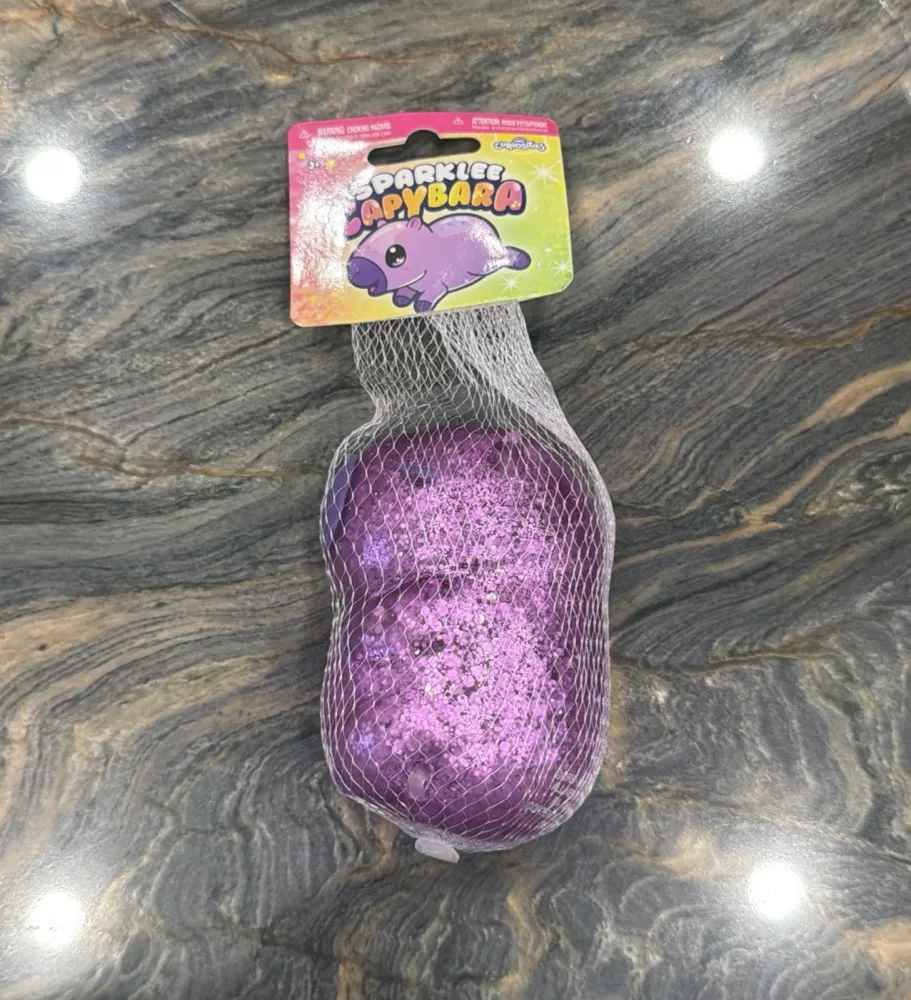 Sparklee Capybara Glitter Squishy — photo 3