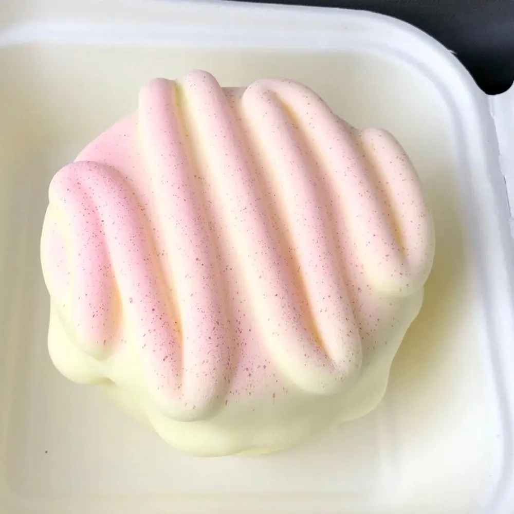 Spots Cake Slow Rising Squishy Stress Relief Decompression Toy — photo 2