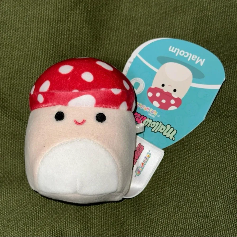 Squishmallows Malcolm Mushroom Mallowmees