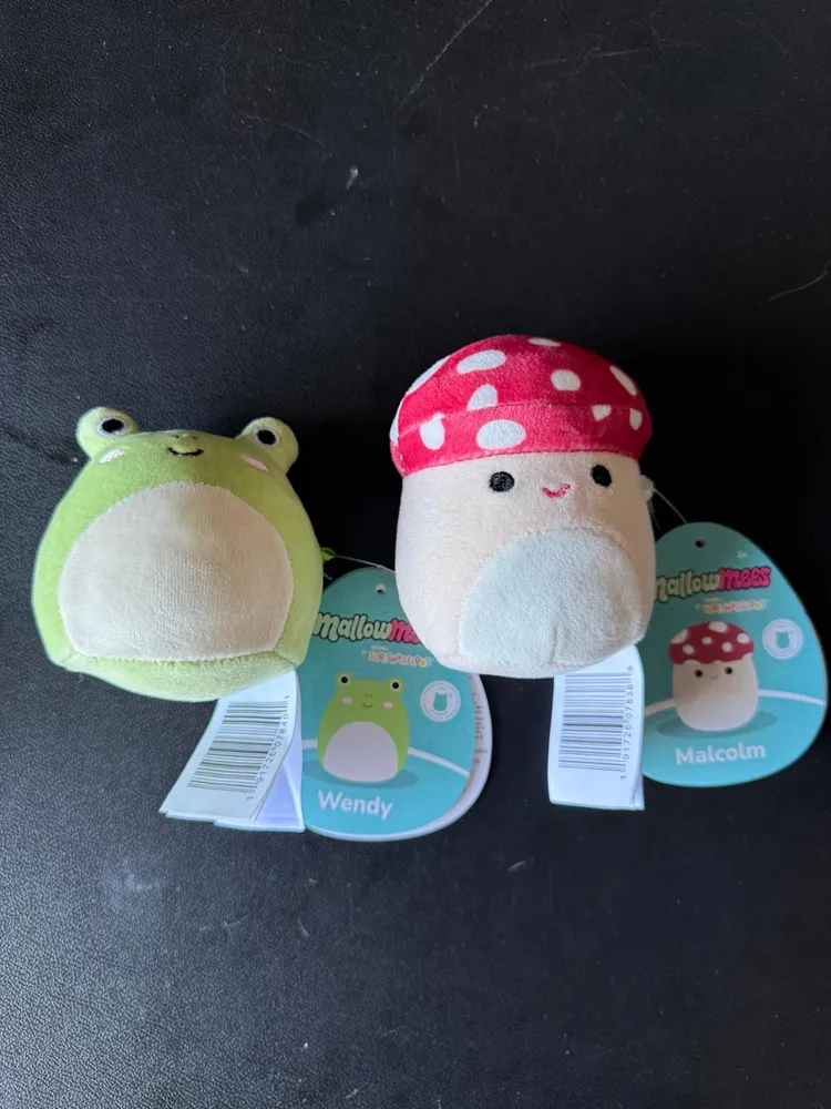 Squish Mallow Mees Lot of 2