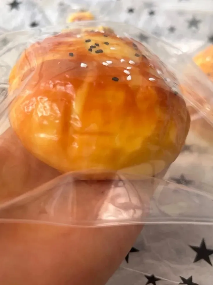 Squishy Bread Stress Relief Decompression Toy — photo 4