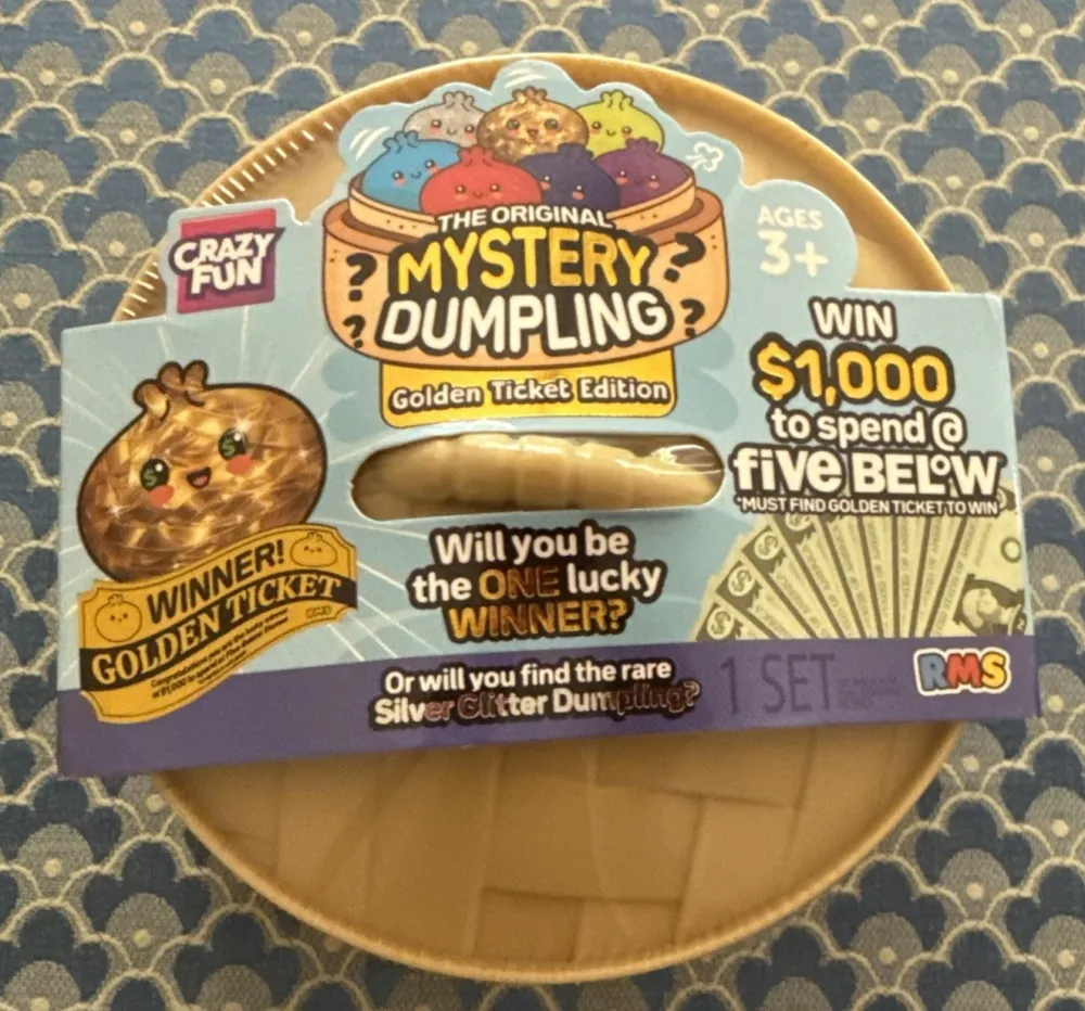 Squishy Bun The Original Mystery Dumpling (Golden Ticket Edition) (Five Below Exclusive) Blind Box — photo 5