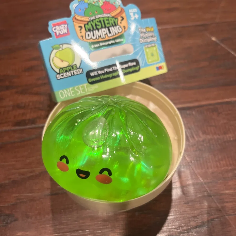 Squishy Dumpling Green Apple Holographic Chase