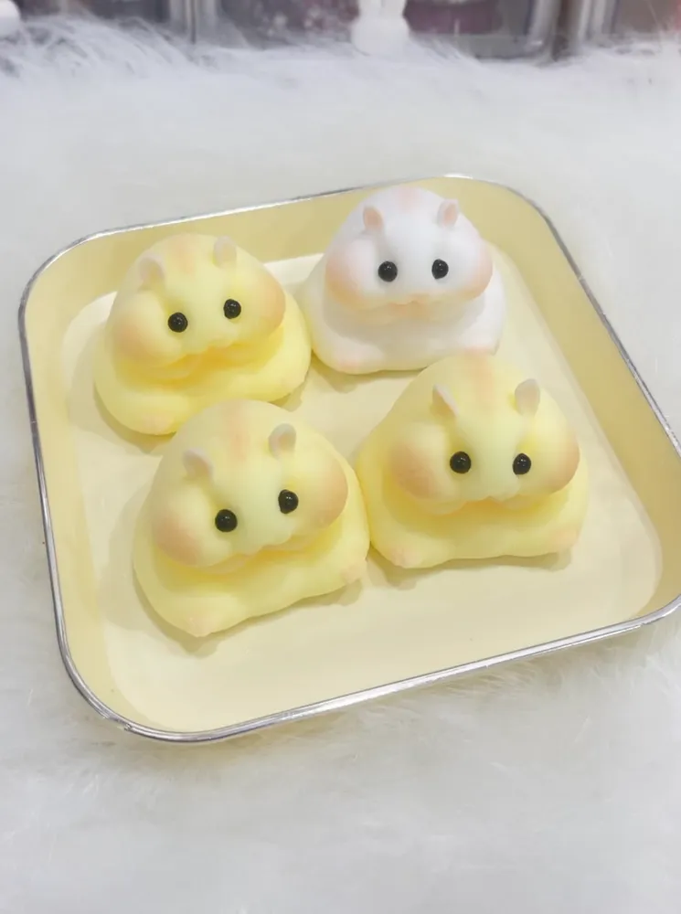 Squishy Hamster Stress Relief Toy with Starches — photo 2